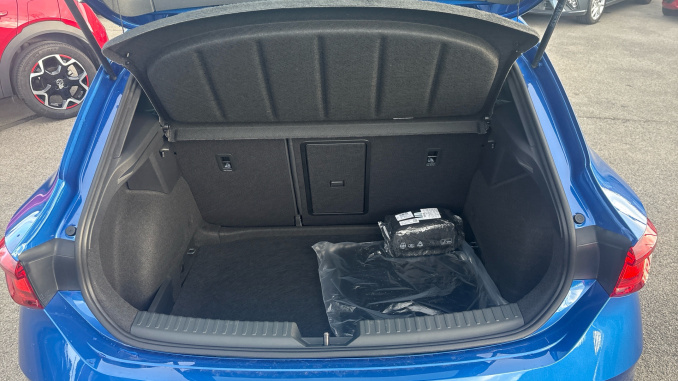 SEAT Leon 2.0 TDI EVO 150 FR Sport 5dr DSG [DAP] Diesel Hatchback - Image 20